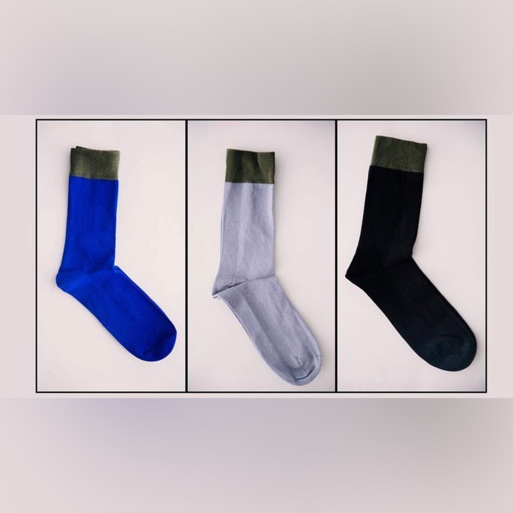 Men dress socks!